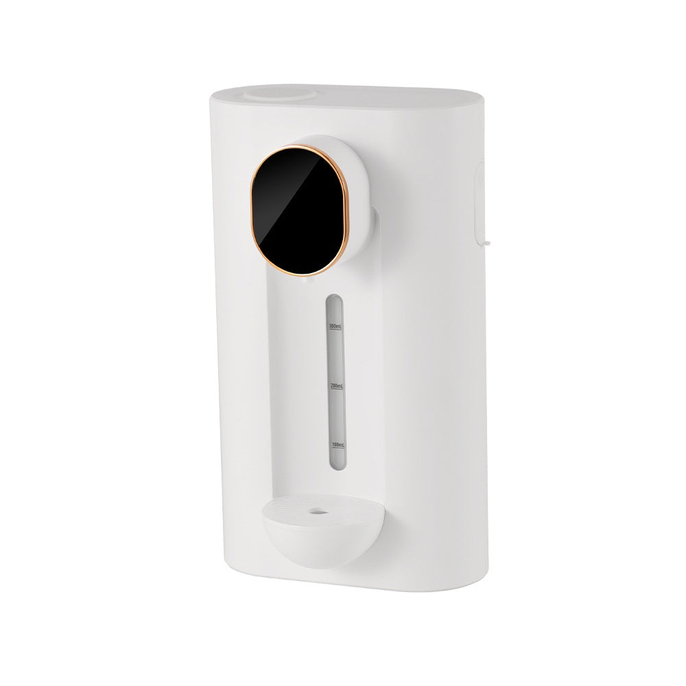 Distributeur de rince-bouche automatique fixé au mur d'une salle de bain